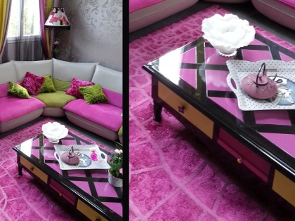 Relooking d'une table basse, couleurs vives en accord avec le salon