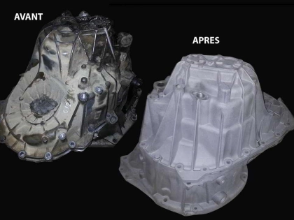 nettoyage par aérogommage de boites de vitesses en métal